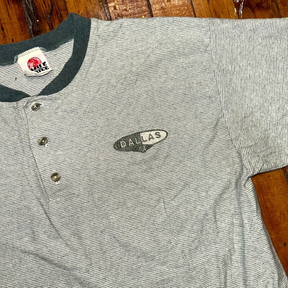 Vintage Carolina Smile Shirt XL Gray Pinstripe Dallas Logo Short Sleeve Classic - Picture 2 of 8